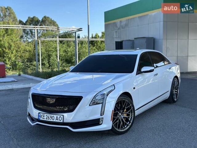Белый Кадиллак СТС, объемом двигателя 3.65 л и пробегом 41 тыс. км за 25999 $, фото 3 на Automoto.ua
