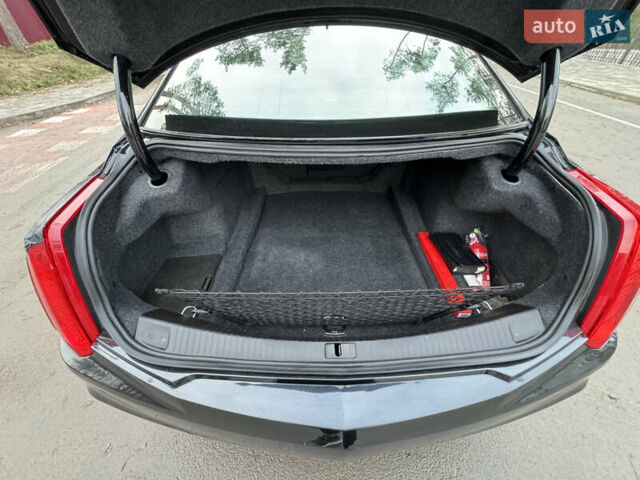 Черный Кадиллак СТС, объемом двигателя 2 л и пробегом 189 тыс. км за 9999 $, фото 24 на Automoto.ua