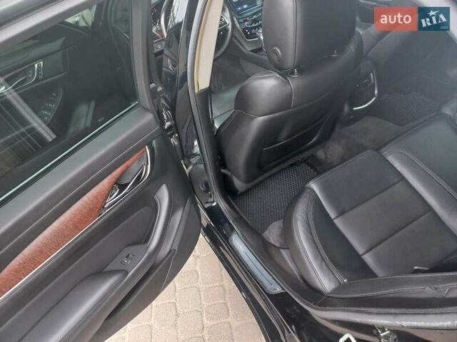 Чорний Каділак CTS, об'ємом двигуна 2 л та пробігом 140 тис. км за 15700 $, фото 23 на Automoto.ua