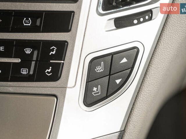 Кадиллак СТС 2014 в Одессе на Automoto.ua Красный Кадиллак СТС, объемом двигателя 3.56 л и пробегом 49 тыс. км за 18900 $, фото 18 на Automoto.ua