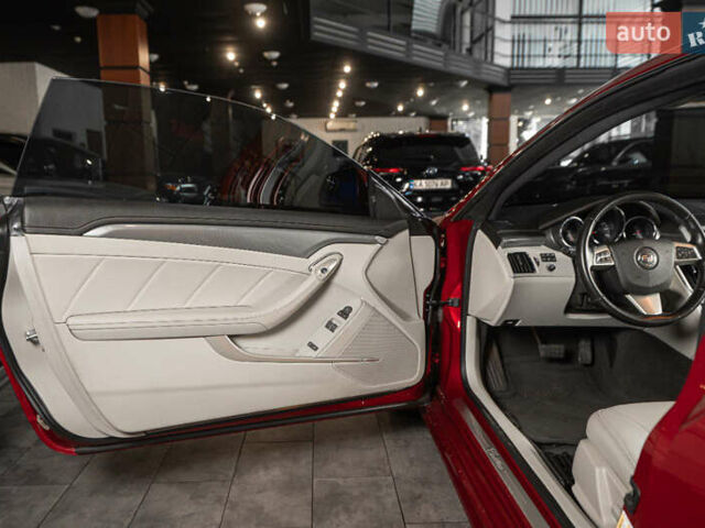 Кадиллак СТС 2014 в Одессе на Automoto.ua Красный Кадиллак СТС, объемом двигателя 3.56 л и пробегом 49 тыс. км за 18900 $, фото 32 на Automoto.ua