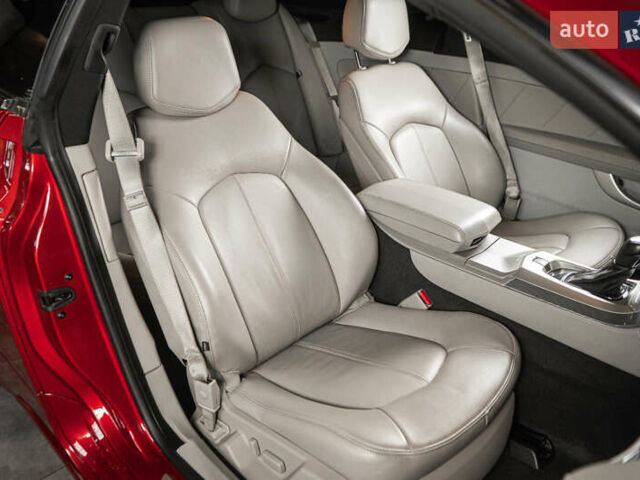 Кадиллак СТС 2014 в Одессе на Automoto.ua Красный Кадиллак СТС, объемом двигателя 3.56 л и пробегом 49 тыс. км за 18900 $, фото 21 на Automoto.ua