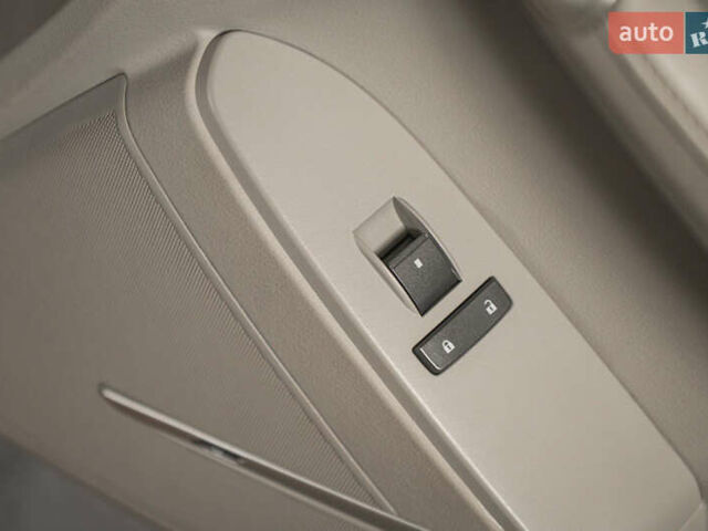 Кадиллак СТС 2014 в Одессе на Automoto.ua Красный Кадиллак СТС, объемом двигателя 3.56 л и пробегом 49 тыс. км за 18900 $, фото 39 на Automoto.ua