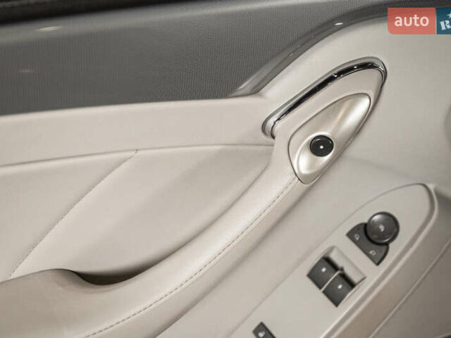 Кадиллак СТС 2014 в Одессе на Automoto.ua Красный Кадиллак СТС, объемом двигателя 3.56 л и пробегом 49 тыс. км за 18900 $, фото 31 на Automoto.ua