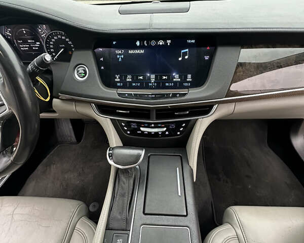 Червоний Каділак CTS, об'ємом двигуна 3.6 л та пробігом 190 тис. км за 22500 $, фото 28 на Automoto.ua