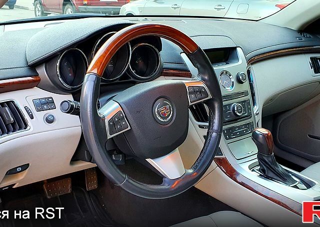 Каділак CTS, об'ємом двигуна 3 л та пробігом 110 тис. км за 9800 $, фото 5 на Automoto.ua