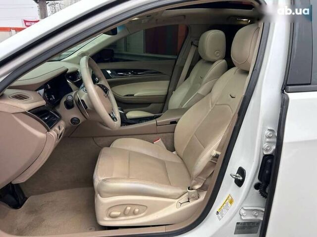 Кадиллак СТС, объемом двигателя 2 л и пробегом 152 тыс. км за 14990 $, фото 9 на Automoto.ua