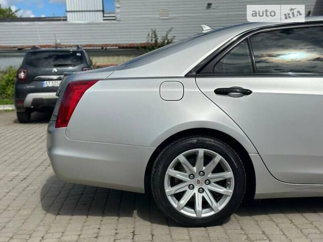 Каділак CTS, об'ємом двигуна 2 л та пробігом 124 тис. км за 15999 $, фото 4 на Automoto.ua