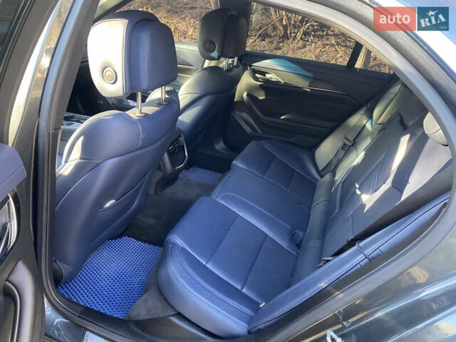 Сірий Каділак CTS, об'ємом двигуна 2 л та пробігом 86 тис. км за 18000 $, фото 8 на Automoto.ua