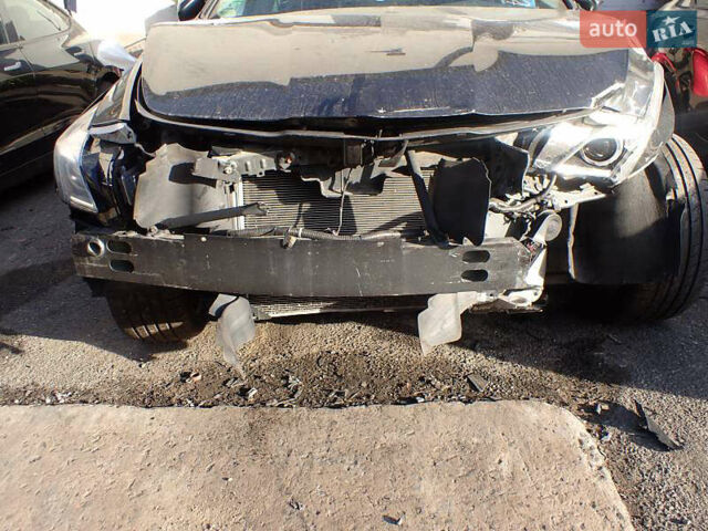 Сірий Каділак CTS, об'ємом двигуна 2 л та пробігом 80 тис. км за 5500 $, фото 8 на Automoto.ua