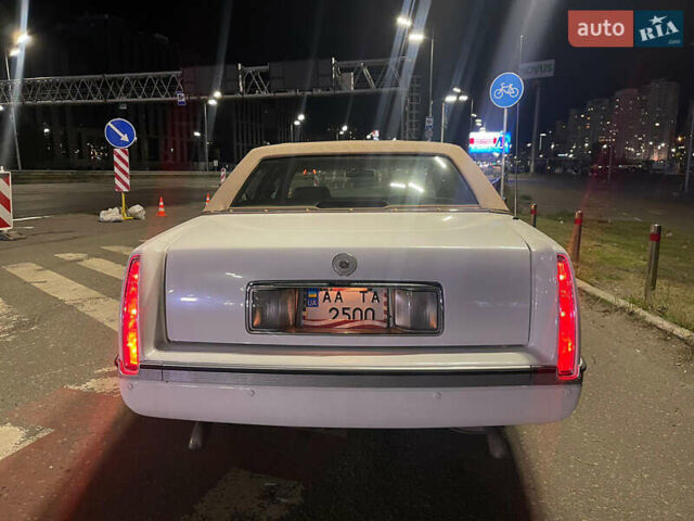 Белый Кадиллак ДеВиль, объемом двигателя 4.6 л и пробегом 176 тыс. км за 14500 $, фото 23 на Automoto.ua