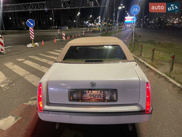 Белый Кадиллак ДеВиль, объемом двигателя 4.6 л и пробегом 176 тыс. км за 14500 $, фото 24 на Automoto.ua