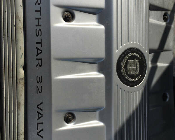 Белый Кадиллак ДеВиль, объемом двигателя 4.6 л и пробегом 176 тыс. км за 14500 $, фото 37 на Automoto.ua