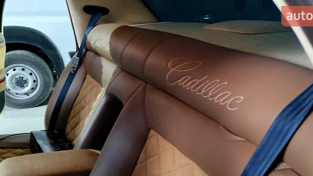 Бежевий Каділак DE Ville, об'ємом двигуна 4.6 л та пробігом 100 тис. км за 18000 $, фото 9 на Automoto.ua