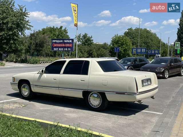 Бежевий Каділак DE Ville, об'ємом двигуна 4.6 л та пробігом 100 тис. км за 18000 $, фото 25 на Automoto.ua