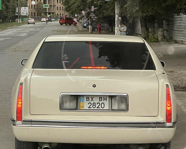 Бежевий Каділак DE Ville, об'ємом двигуна 4.6 л та пробігом 100 тис. км за 18000 $, фото 23 на Automoto.ua