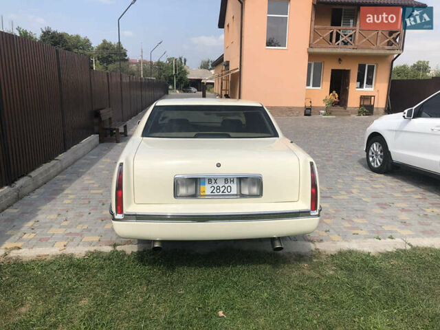 Бежевий Каділак DE Ville, об'ємом двигуна 4.6 л та пробігом 100 тис. км за 18000 $, фото 28 на Automoto.ua