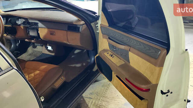 Бежевий Каділак DE Ville, об'ємом двигуна 4.6 л та пробігом 100 тис. км за 18000 $, фото 11 на Automoto.ua