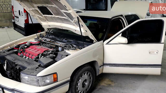 Бежевий Каділак DE Ville, об'ємом двигуна 4.6 л та пробігом 100 тис. км за 18000 $, фото 15 на Automoto.ua