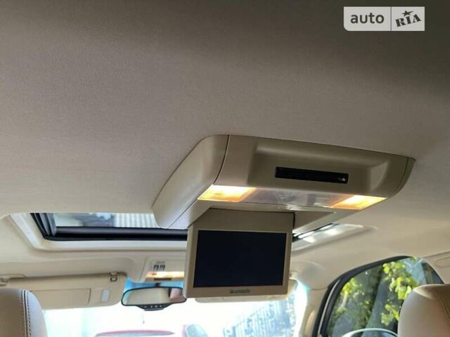 Белый Кадиллак Эскалейд, объемом двигателя 6.2 л и пробегом 239 тыс. км за 34900 $, фото 40 на Automoto.ua