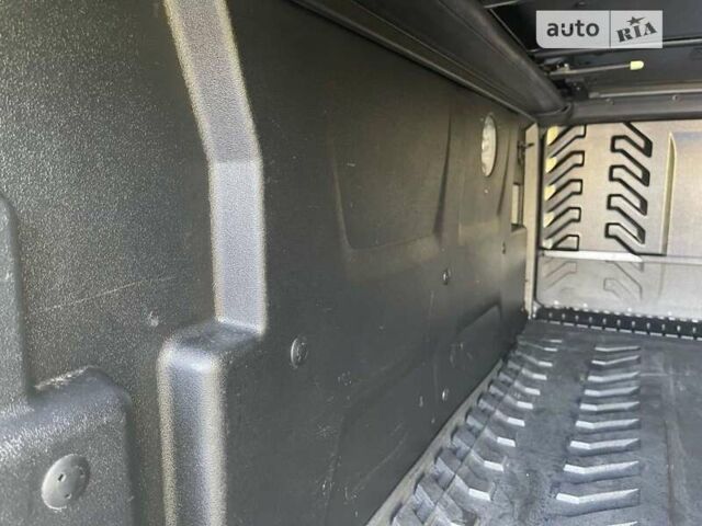 Белый Кадиллак Эскалейд, объемом двигателя 6.2 л и пробегом 239 тыс. км за 34900 $, фото 75 на Automoto.ua