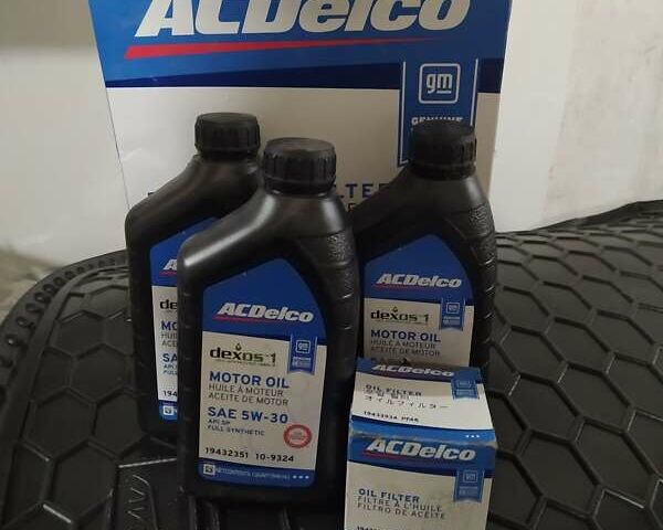 Белый Кадиллак Эскалейд, объемом двигателя 6.2 л и пробегом 239 тыс. км за 34900 $, фото 93 на Automoto.ua