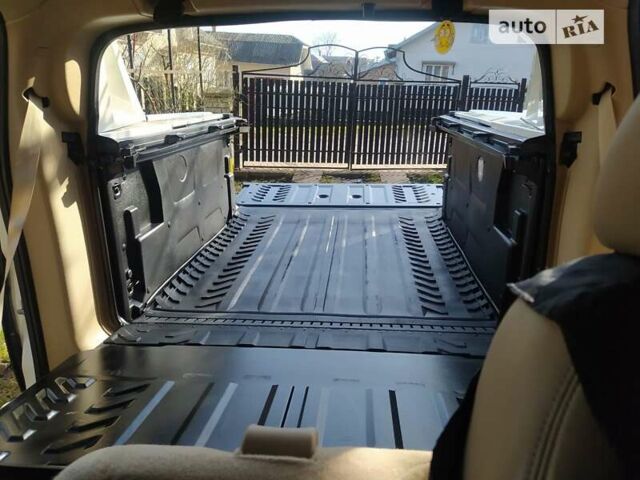 Белый Кадиллак Эскалейд, объемом двигателя 6.2 л и пробегом 239 тыс. км за 34900 $, фото 83 на Automoto.ua