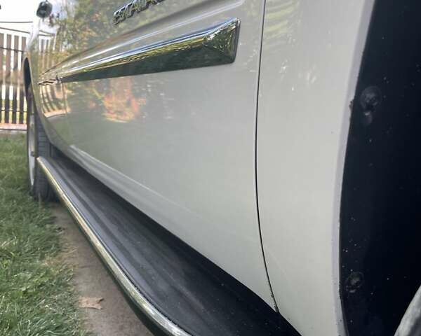 Белый Кадиллак Эскалейд, объемом двигателя 6.2 л и пробегом 239 тыс. км за 34900 $, фото 63 на Automoto.ua