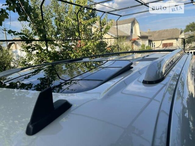 Белый Кадиллак Эскалейд, объемом двигателя 6.2 л и пробегом 239 тыс. км за 34900 $, фото 17 на Automoto.ua