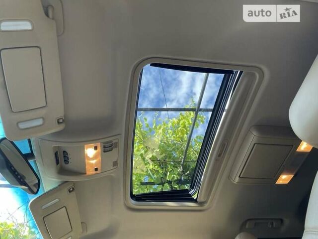 Белый Кадиллак Эскалейд, объемом двигателя 6.2 л и пробегом 239 тыс. км за 34900 $, фото 44 на Automoto.ua