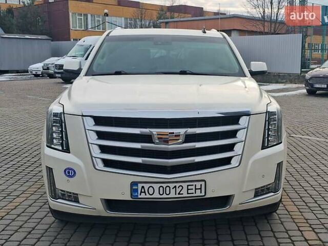 Білий Каділак Ескалейд, об'ємом двигуна 6.2 л та пробігом 142 тис. км за 46500 $, фото 9 на Automoto.ua