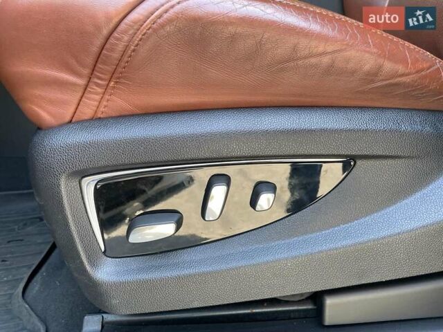 Белый Кадиллак Эскалейд, объемом двигателя 6.2 л и пробегом 120 тыс. км за 36740 $, фото 30 на Automoto.ua