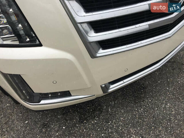 Белый Кадиллак Эскалейд, объемом двигателя 6.2 л и пробегом 197 тыс. км за 32999 $, фото 41 на Automoto.ua