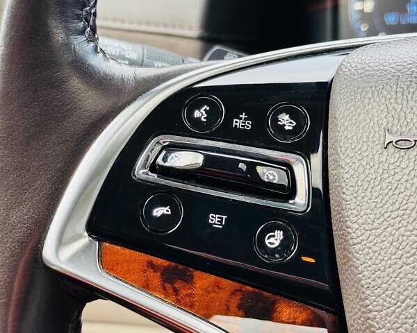 Белый Кадиллак Эскалейд, объемом двигателя 6.2 л и пробегом 197 тыс. км за 32999 $, фото 32 на Automoto.ua