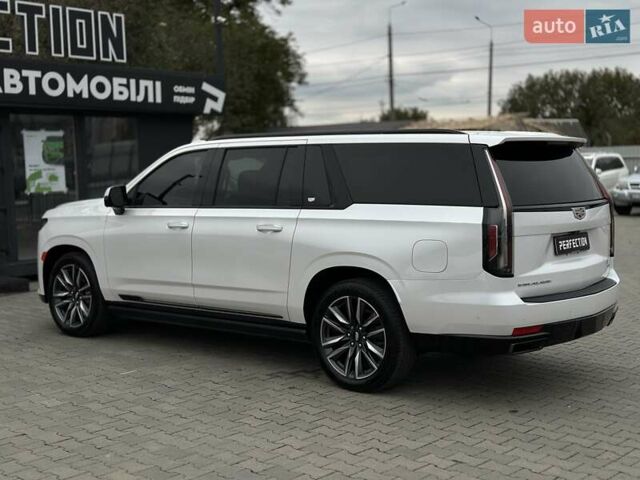 Каділак Ескалейд 2021 у Чернівцях на Automoto.ua Білий Каділак Ескалейд, об'ємом двигуна 6.16 л та пробігом 54 тис. км за 115000 $, фото 17 на Automoto.ua