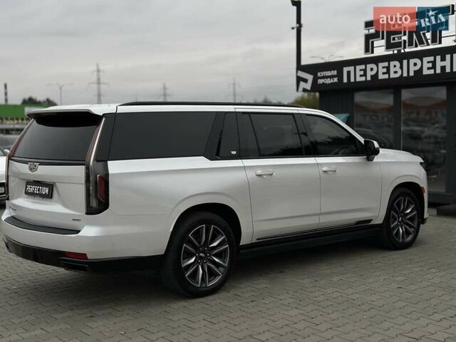 Каділак Ескалейд 2021 у Чернівцях на Automoto.ua Білий Каділак Ескалейд, об'ємом двигуна 6.16 л та пробігом 54 тис. км за 115000 $, фото 18 на Automoto.ua