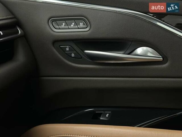 Каділак Ескалейд 2021 у Чернівцях на Automoto.ua Білий Каділак Ескалейд, об'ємом двигуна 6.16 л та пробігом 54 тис. км за 115000 $, фото 55 на Automoto.ua