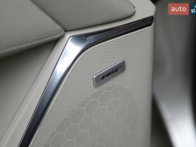 Кадиллак Эскалейд 2014 в Харькове на Automoto.ua Бежевый Кадиллак Эскалейд, объемом двигателя 6.2 л и пробегом 101 тыс. км за 31500 $, фото 20 на Automoto.ua