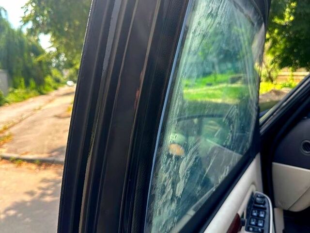 Черный Кадиллак Эскалейд, объемом двигателя 6 л и пробегом 100 тыс. км за 13200 $, фото 7 на Automoto.ua