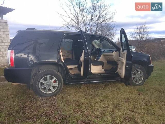 Черный Кадиллак Эскалейд, объемом двигателя 6.2 л и пробегом 230 тыс. км за 8900 $, фото 6 на Automoto.ua