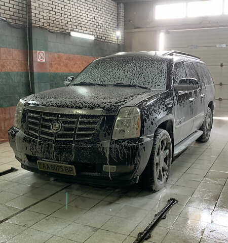 Черный Кадиллак Эскалейд, объемом двигателя 6.2 л и пробегом 180 тыс. км за 46830 $, фото 20 на Automoto.ua