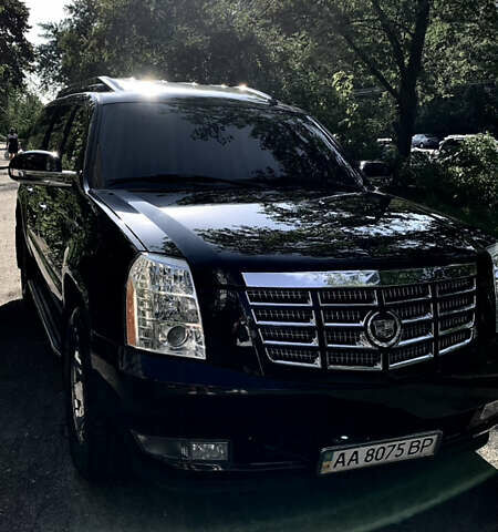 Черный Кадиллак Эскалейд, объемом двигателя 6.2 л и пробегом 180 тыс. км за 46830 $, фото 21 на Automoto.ua