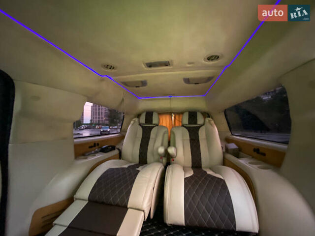 Черный Кадиллак Эскалейд, объемом двигателя 6.2 л и пробегом 180 тыс. км за 46830 $, фото 3 на Automoto.ua