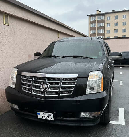 Черный Кадиллак Эскалейд, объемом двигателя 6.2 л и пробегом 180 тыс. км за 46830 $, фото 22 на Automoto.ua