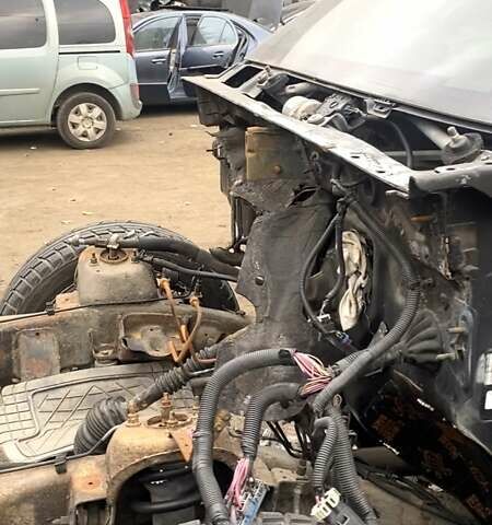 Черный Кадиллак Эскалейд, объемом двигателя 6.2 л и пробегом 167 тыс. км за 11000 $, фото 8 на Automoto.ua