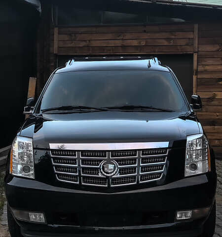 Черный Кадиллак Эскалейд, объемом двигателя 6.2 л и пробегом 180 тыс. км за 46830 $, фото 18 на Automoto.ua