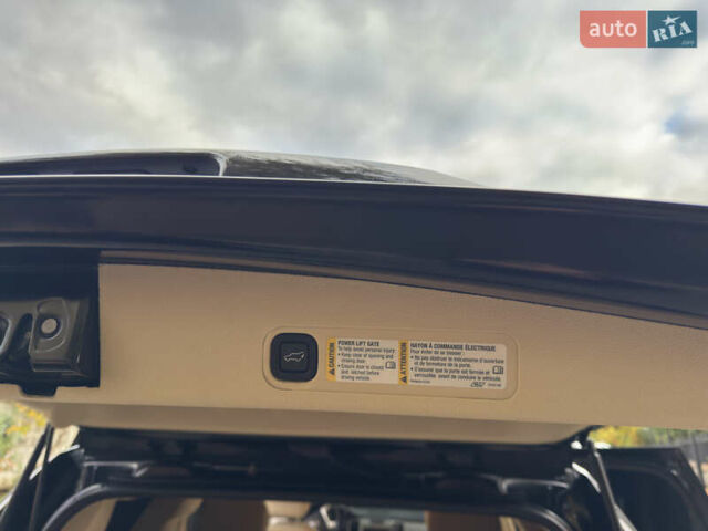 Кадиллак Эскалейд 2008 в Виннице на Automoto.ua Черный Кадиллак Эскалейд, объемом двигателя 6.2 л и пробегом 250 тыс. км за 15950 $, фото 8 на Automoto.ua