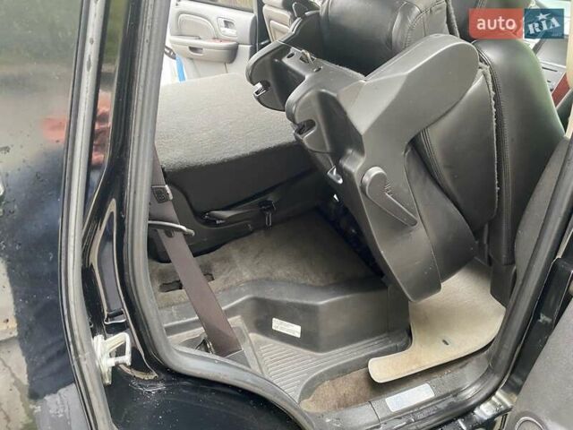 Кадиллак Эскалейд 2008 в Днепре (Днепропетровске) на Automoto.ua Черный Кадиллак Эскалейд, объемом двигателя 6 л и пробегом 154 тыс. км за 20000 $, фото 55 на Automoto.ua