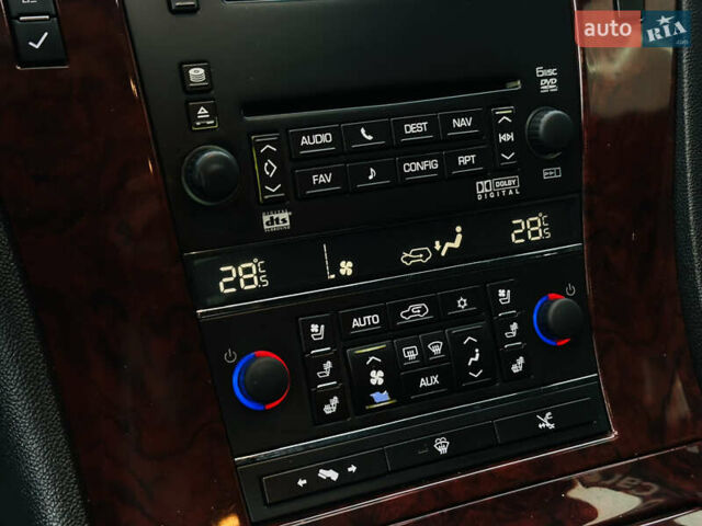 Черный Кадиллак Эскалейд, объемом двигателя 6.16 л и пробегом 255 тыс. км за 14900 $, фото 30 на Automoto.ua