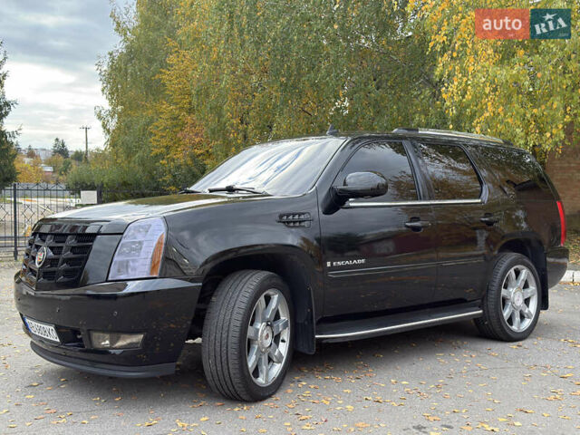 Кадиллак Эскалейд 2008 в Виннице на Automoto.ua Черный Кадиллак Эскалейд, объемом двигателя 6.2 л и пробегом 250 тыс. км за 15950 $, фото 12 на Automoto.ua